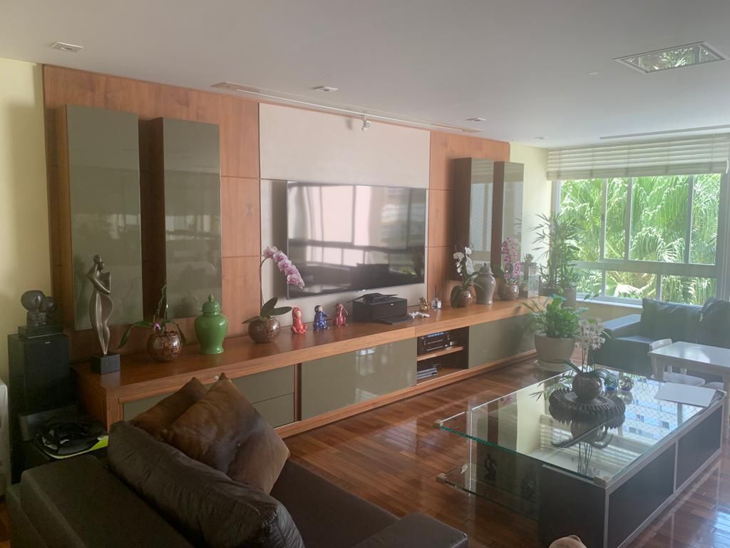 Apartamento com 3 quartos, 273.93m², à venda em São Paulo, Higienópolis