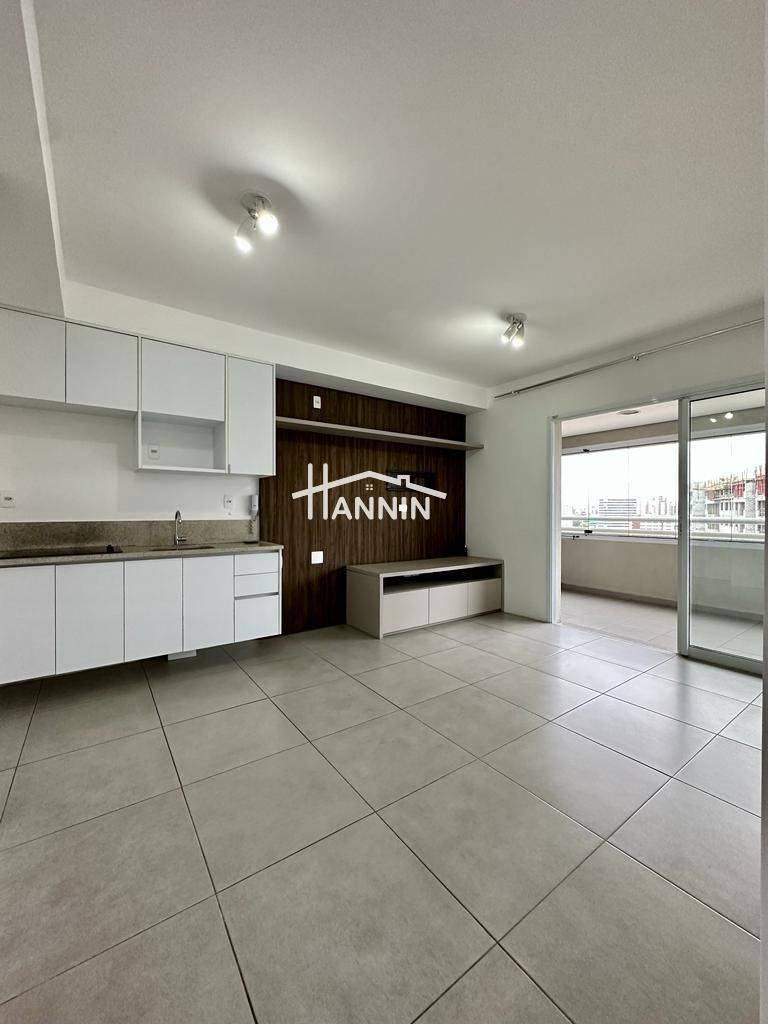 Apartamento à venda em São Paulo, Barra Funda, com 2 quartos, 67m²