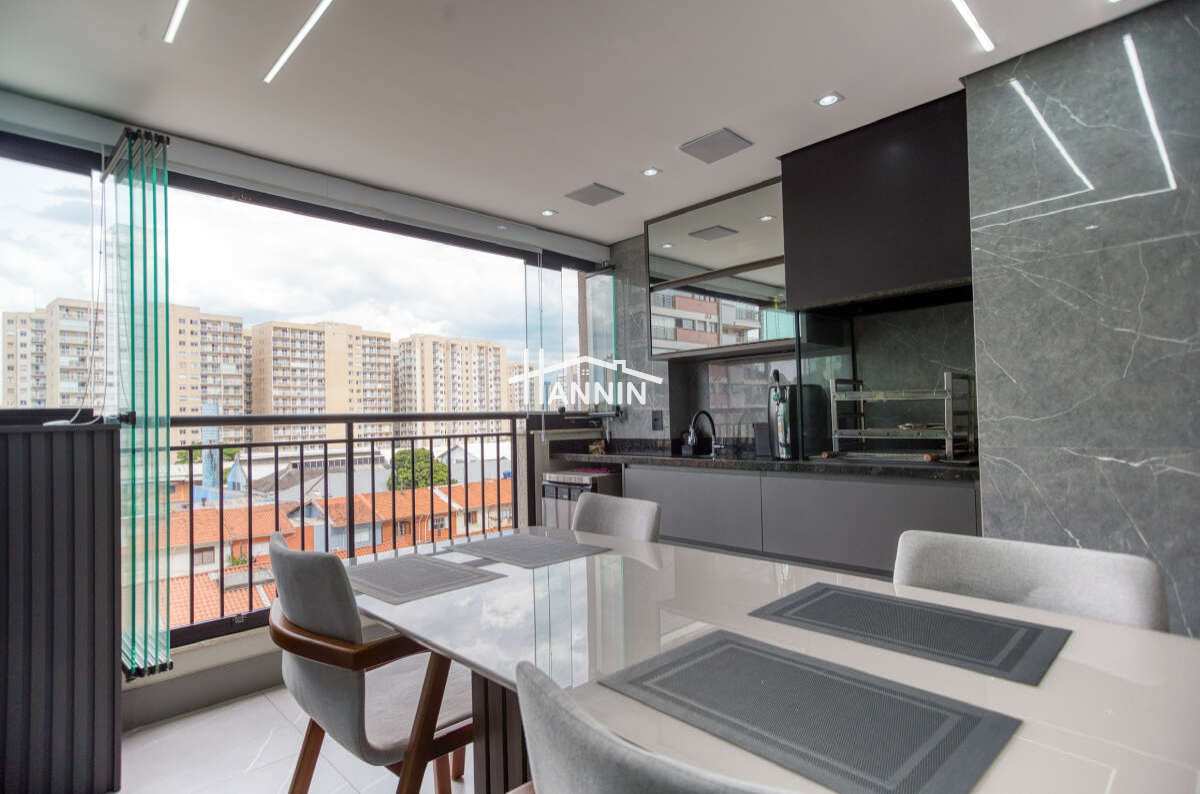 Apartamento à venda em São Paulo, Barra Funda, com 2 quartos, 67m²