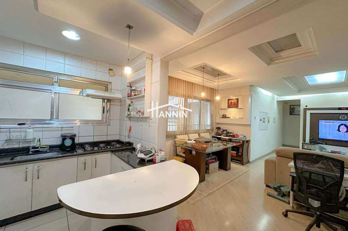 Apartamento à venda em São Paulo, Bom Retiro, com 3 quartos, 130m²