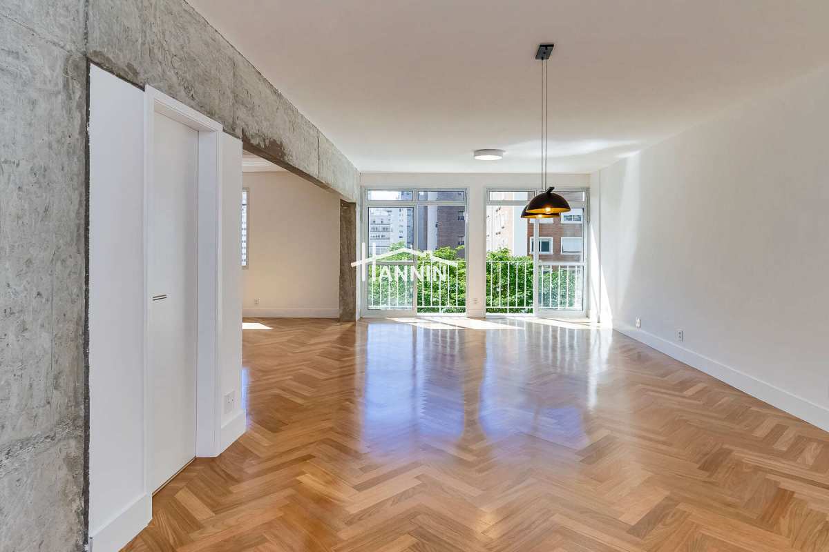 Apartamento à venda em São Paulo, Cerqueira César, com 2 quartos, 142,96m²