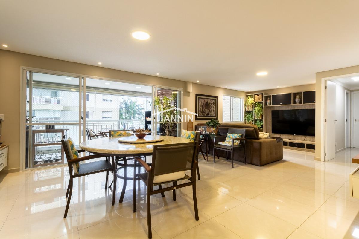 Apartamento com 3 quartos, 132m², à venda em São Paulo, Barra Funda